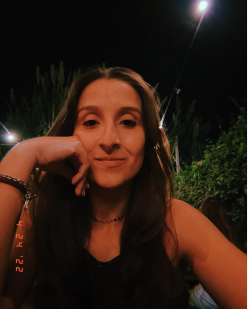 Júlia Barrios, R2 Medicina Interna